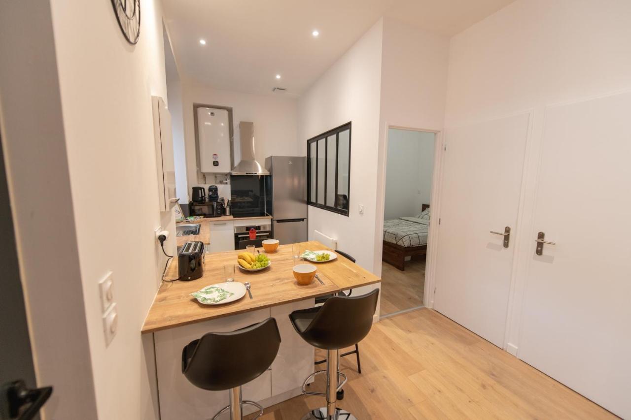 Kasa Loft Centre 2 - Wifi Et Tv - Confortable Et Stationnement Gratuit A Proximite Saint-Etienne  Exterior photo
