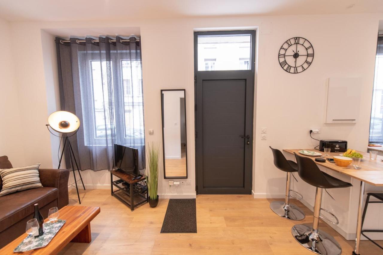 Kasa Loft Centre 2 - Wifi Et Tv - Confortable Et Stationnement Gratuit A Proximite Saint-Etienne  Exterior photo